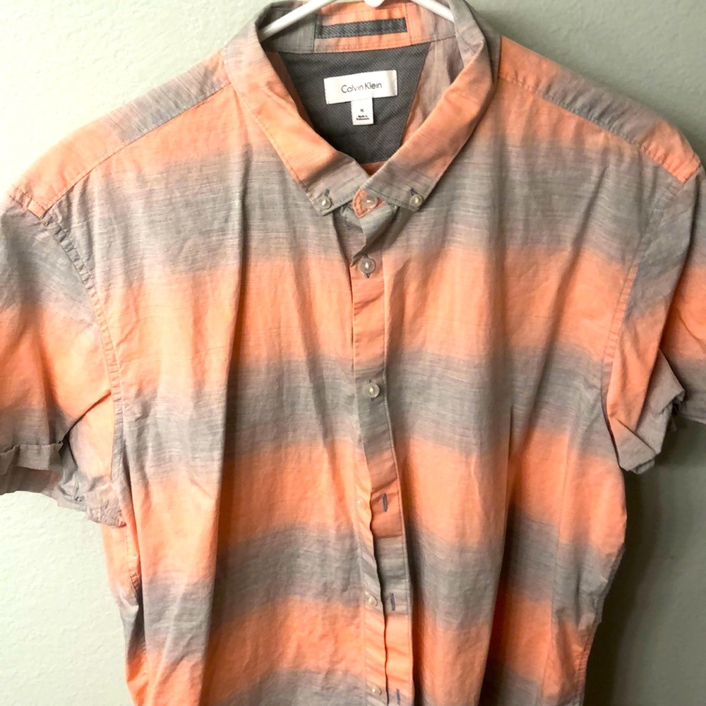 Calvin Klein - short sleeve mens casual button down